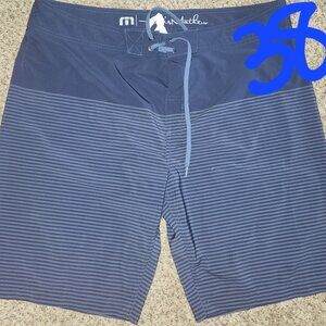 TRAVIS MATTHEW navy board short swim trunks size 38